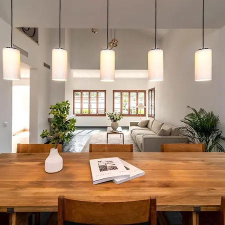 Vila Luxury 3 Bed With Heated Pool - Nueva Andalucia Marbella